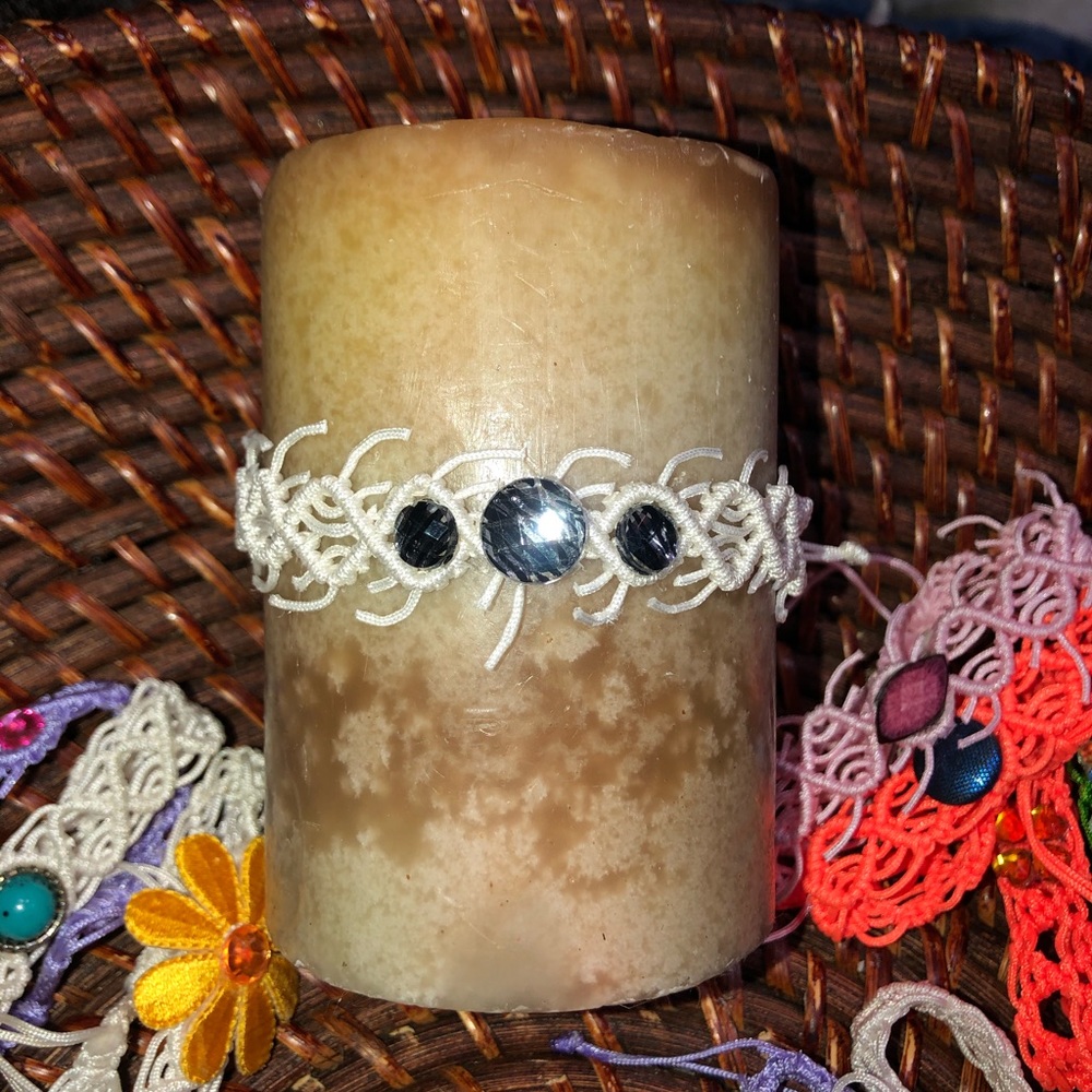 Candle decor lace wreath adjustable crystal NEW